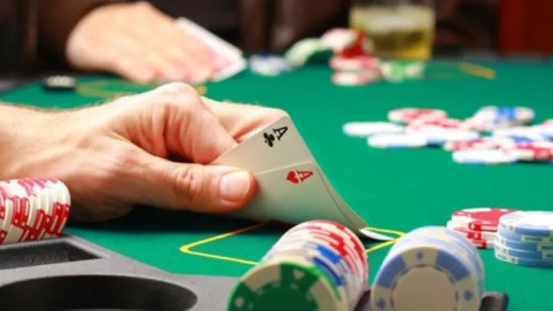 Học lỏm ngay bí kíp chơi Poker hiệu quả